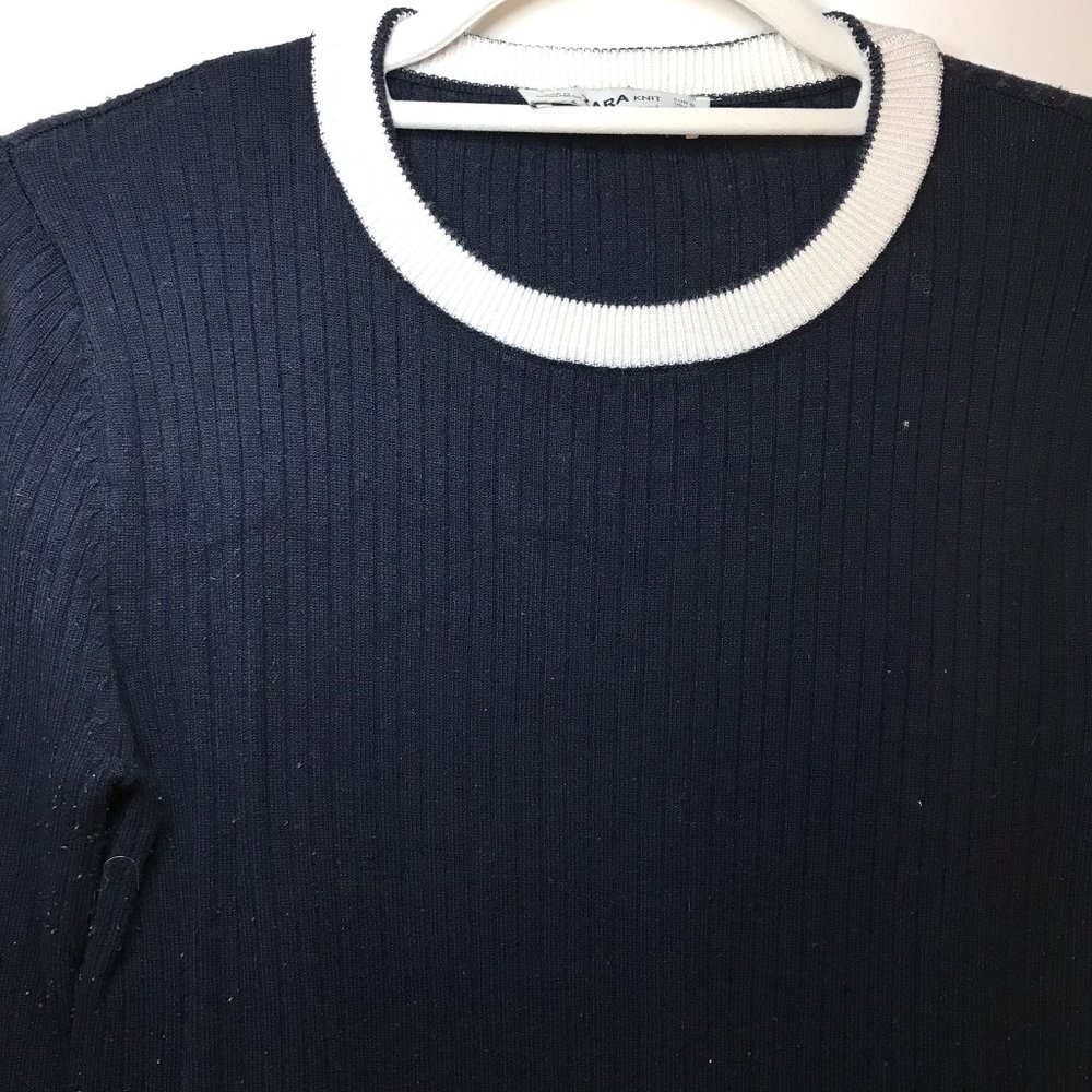 Navy Ribbed Crew Knit Sweater - Picture 4 of 4